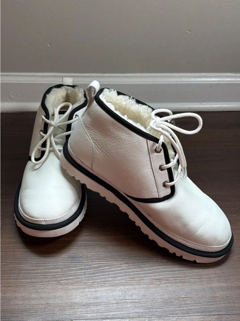 UGG Neumel Leather Chukka Boot